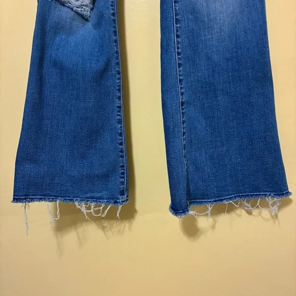 American Eagle Super Hi-Rise Flare Ripped Jeans Women’s 10 Blue - Picture 3 of 11